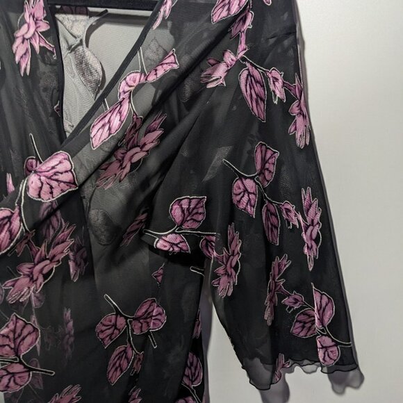 Vintage Victoria's Secret | Satin Leaf Applique Sheer Robe - Picture 6 of 7